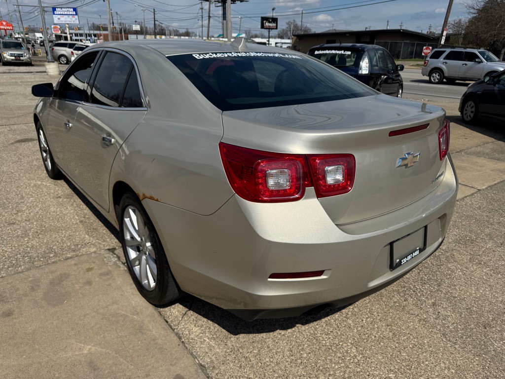 2013 Chevrolet Malibu Image 6
