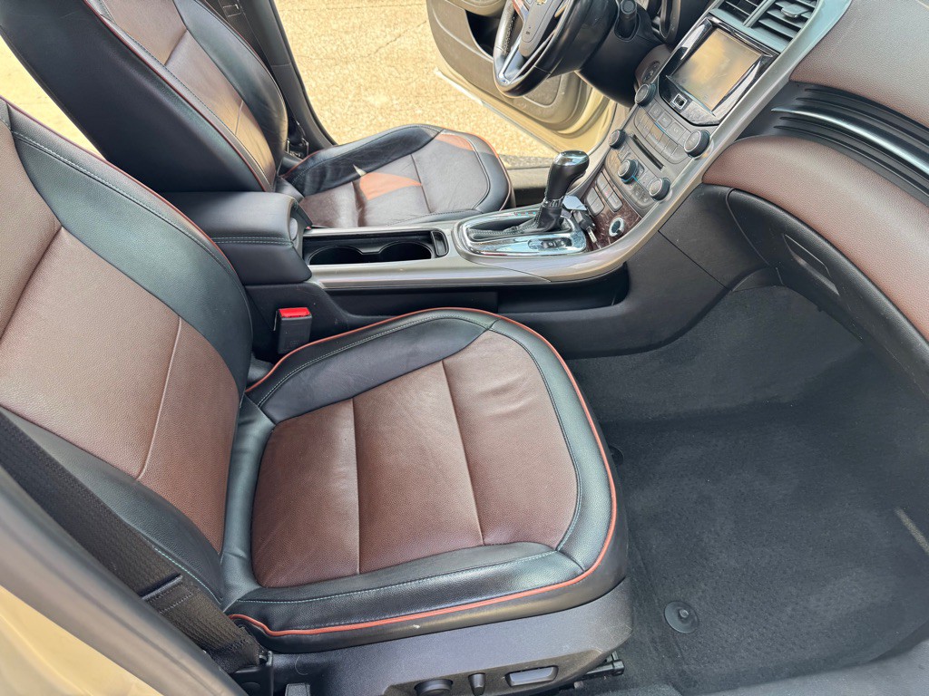 2013 Chevrolet Malibu Image 24