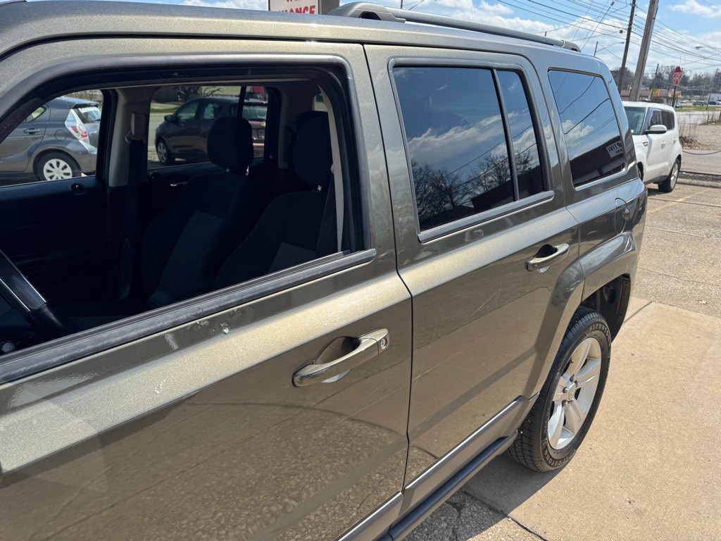 2015 Jeep Patriot Image 4