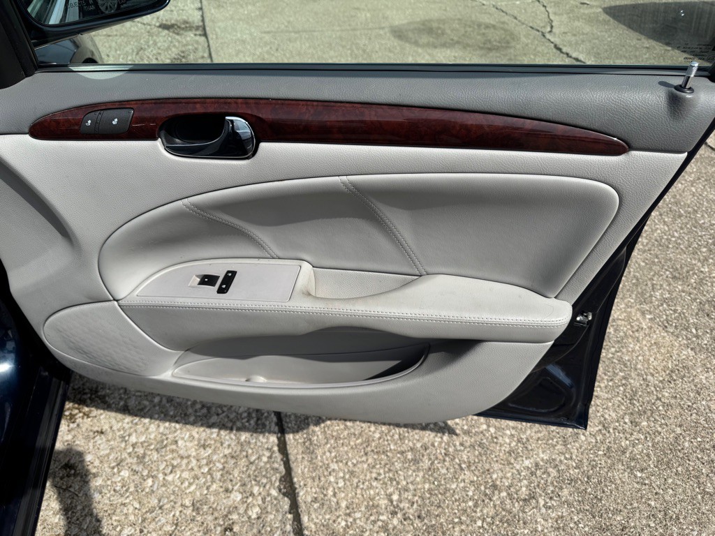 2009 Buick Lucerne Image 22
