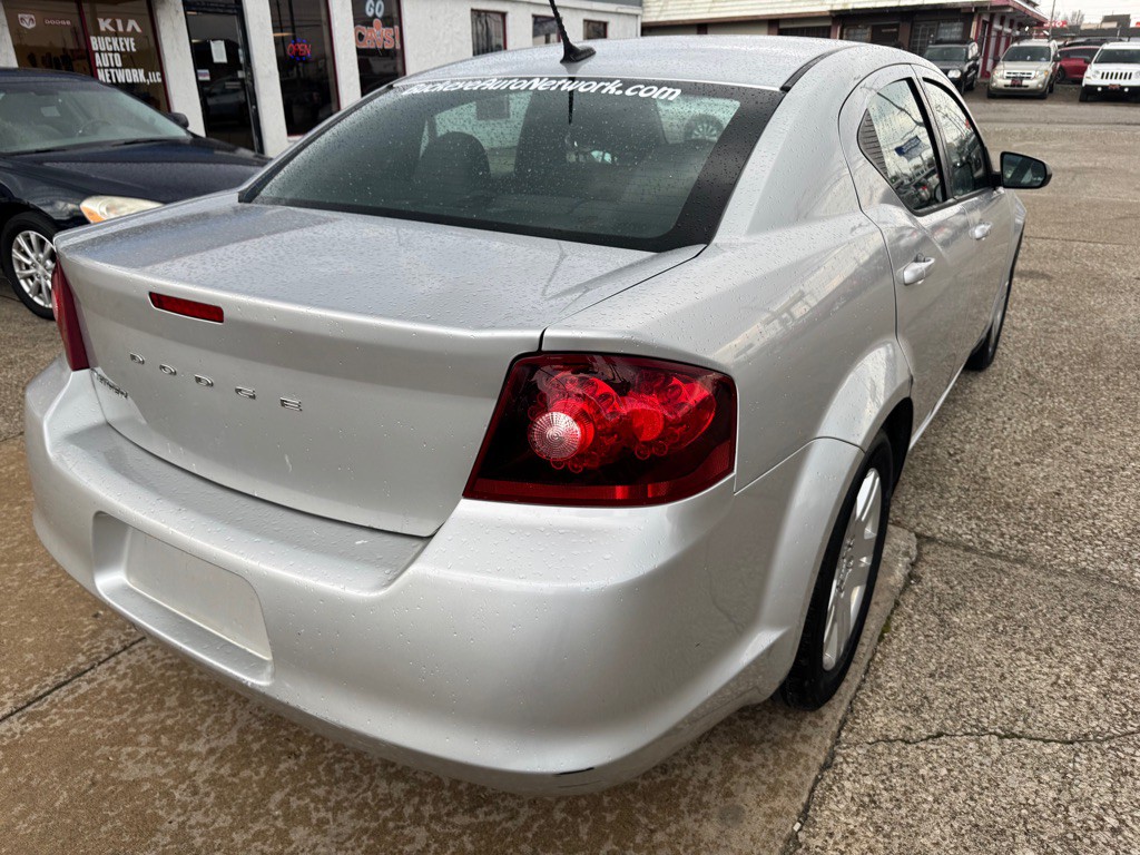 2012 Dodge Avenger Image 8