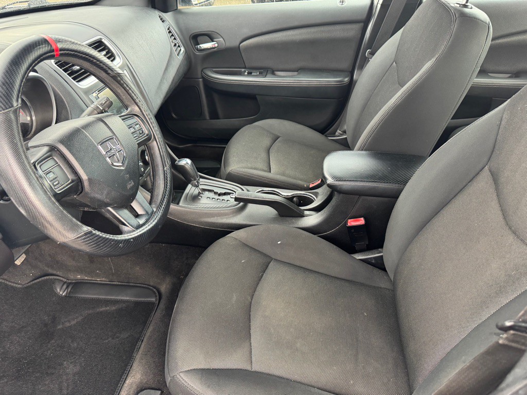 2012 Dodge Avenger Image 17