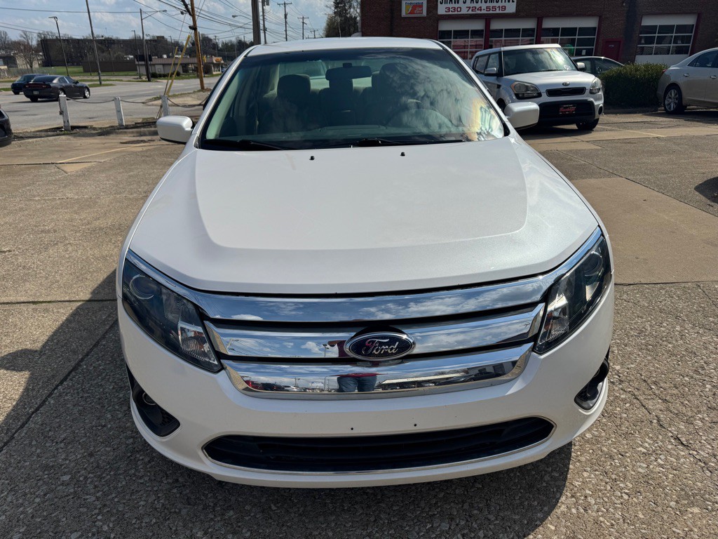 2010 Ford Fusion Image 2