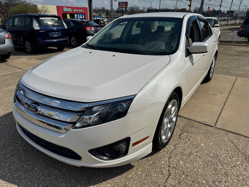 2010 Ford Fusion Image 3