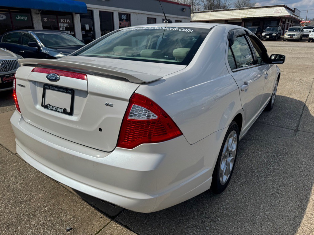 2010 Ford Fusion Image 8