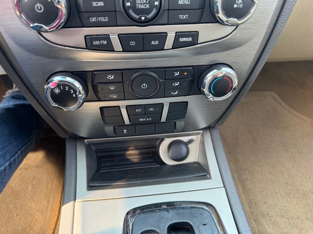 2010 Ford Fusion Image 15