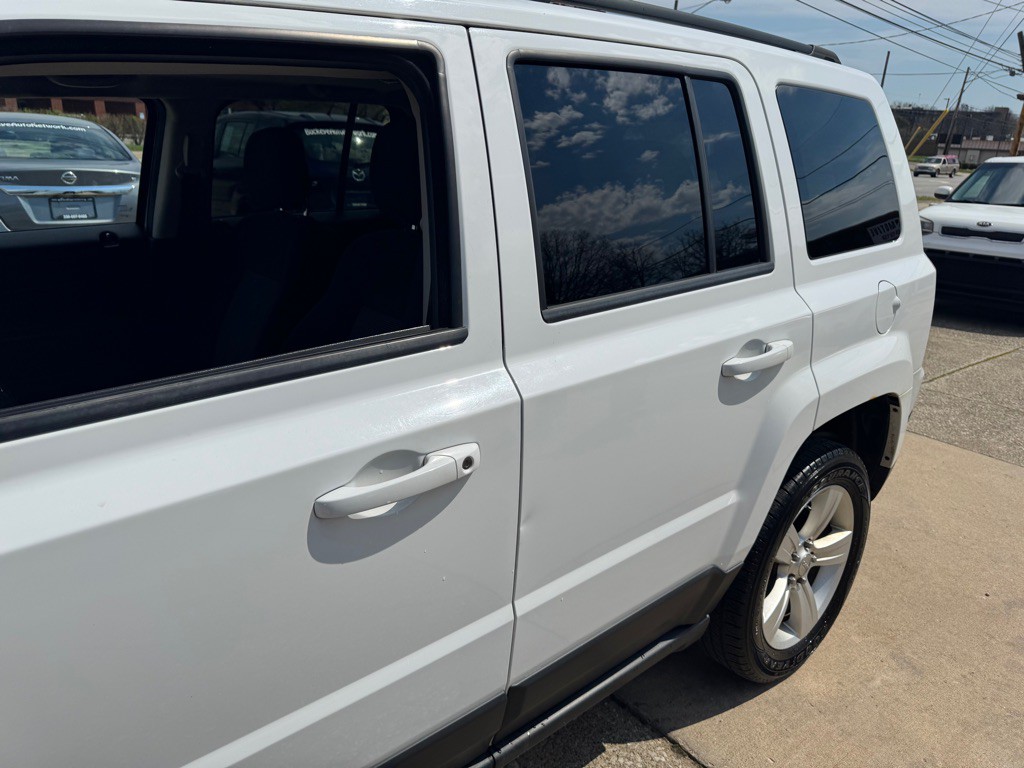 2012 Jeep Patriot Image 4