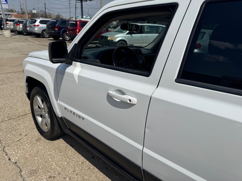 2012 Jeep Patriot Image 5