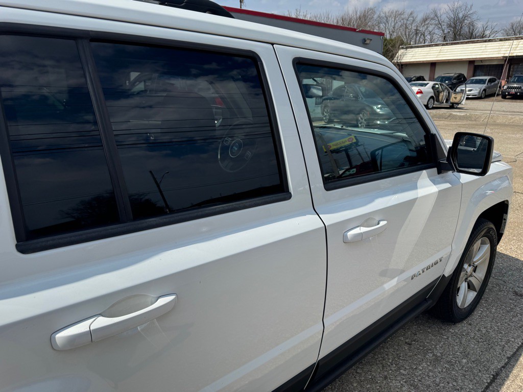 2012 Jeep Patriot Image 9
