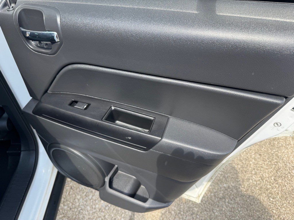 2012 Jeep Patriot Image 21