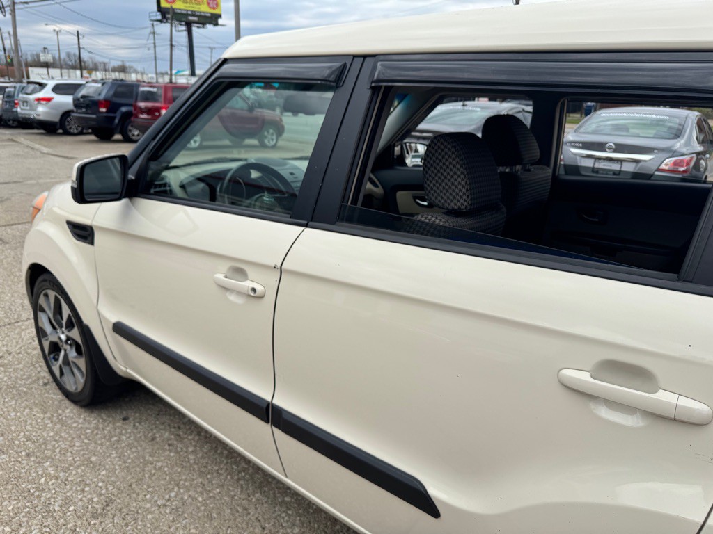 2013 Kia Soul Image 5