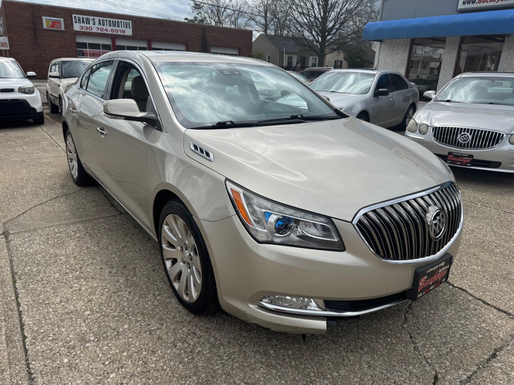 2014 Buick Lacrosse Image 1