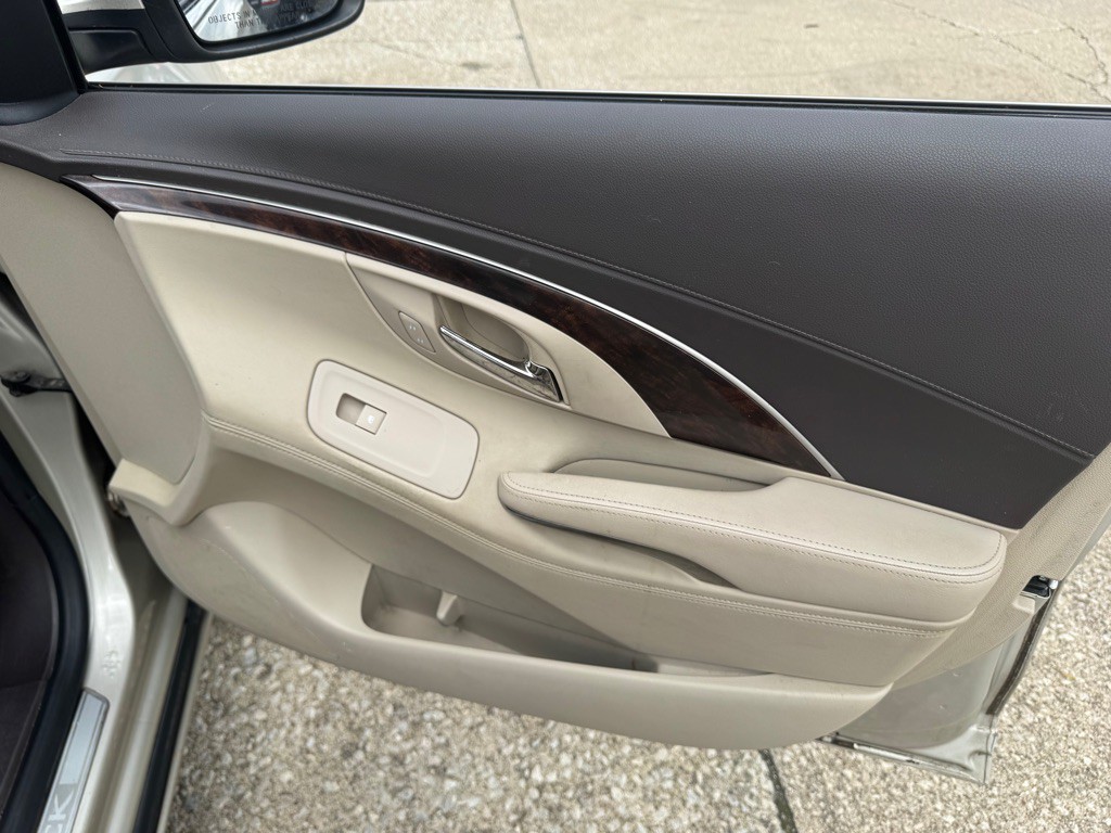 2014 Buick Lacrosse Image 23