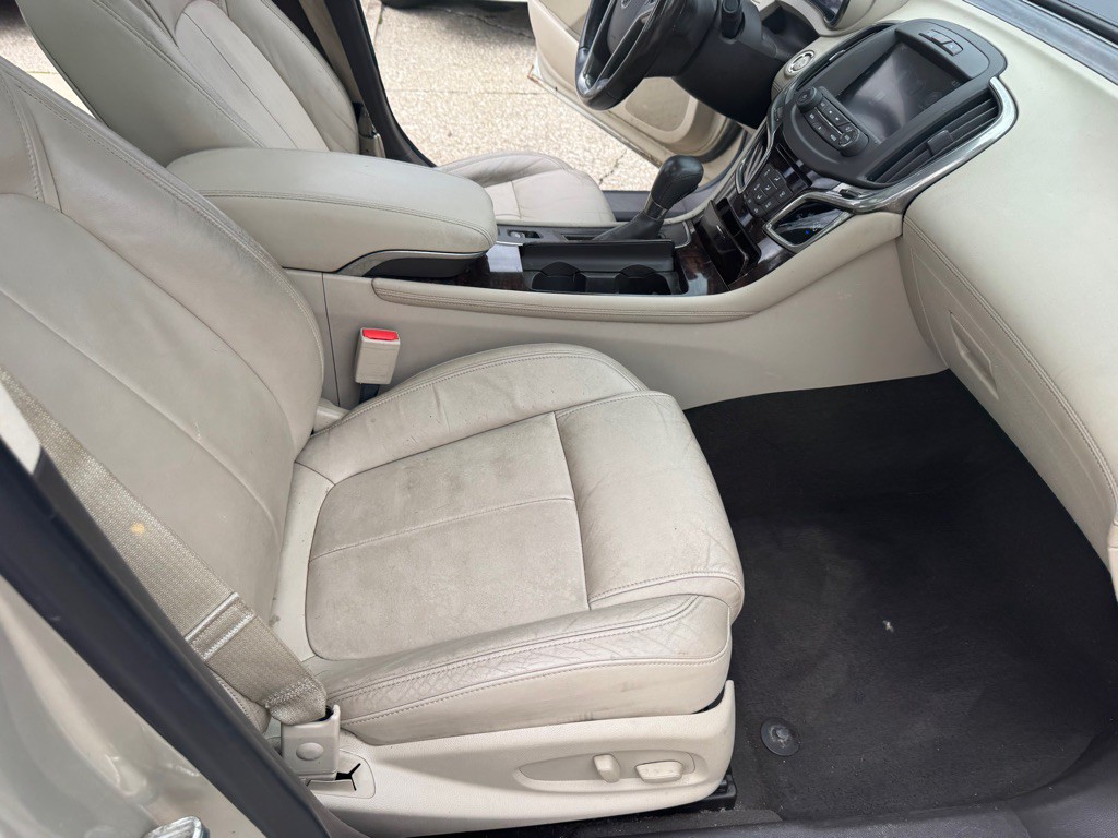 2014 Buick Lacrosse Image 24