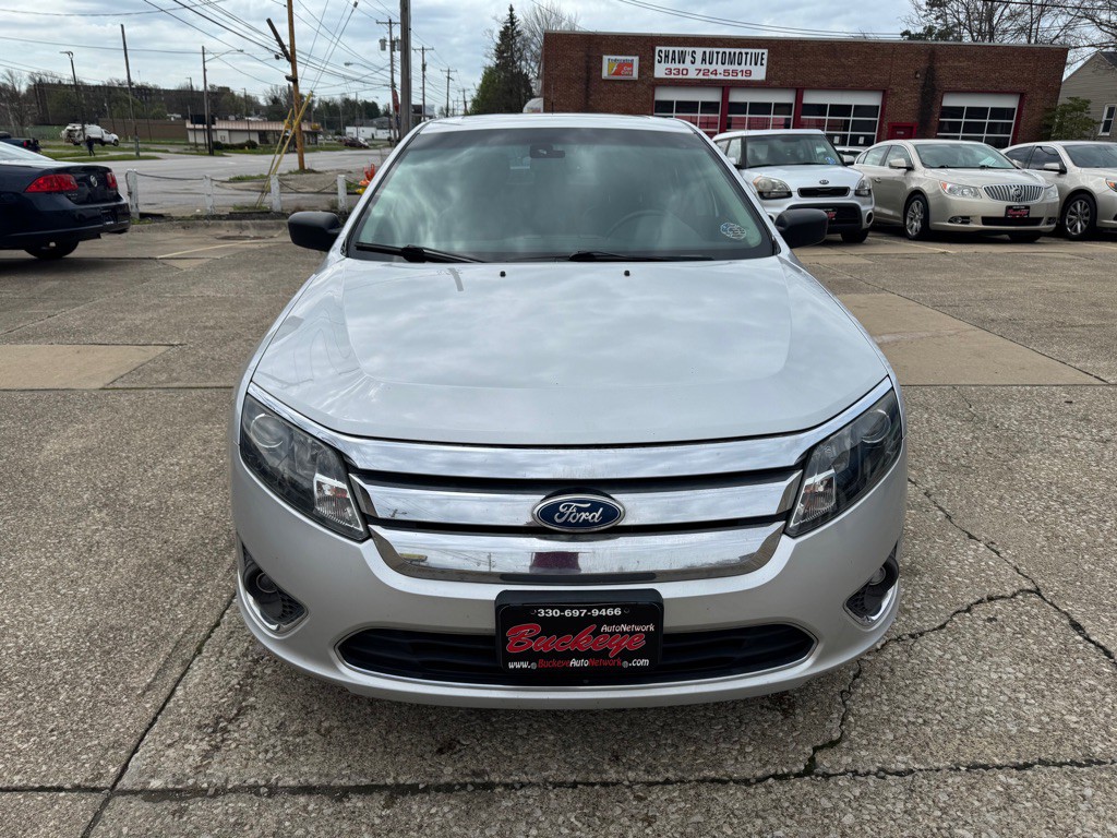 2011 Ford Fusion Image 2