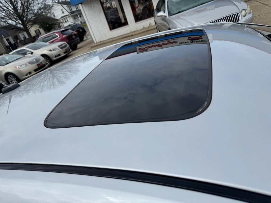 2011 Ford Fusion Image 11