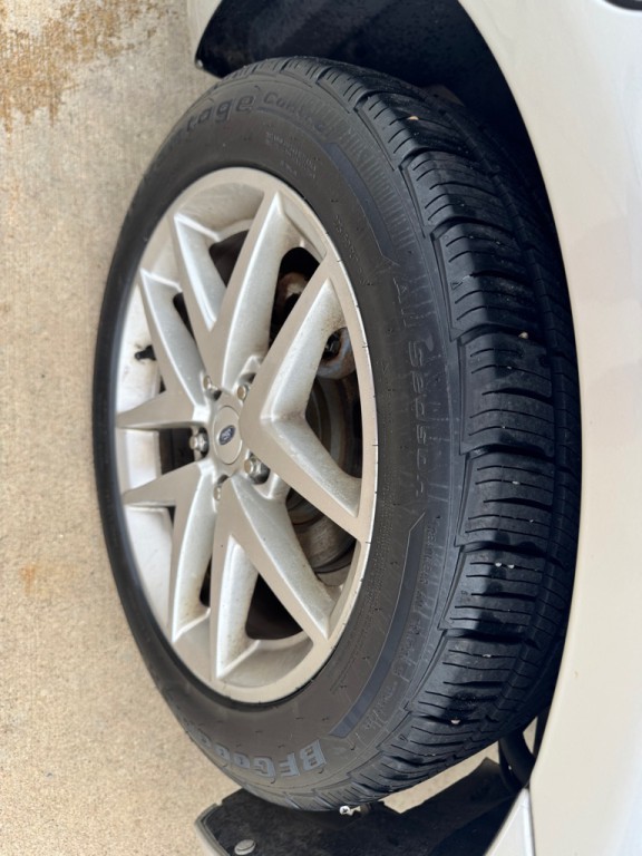 2011 Ford Fusion Image 12