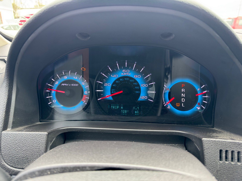 2011 Ford Fusion Image 13