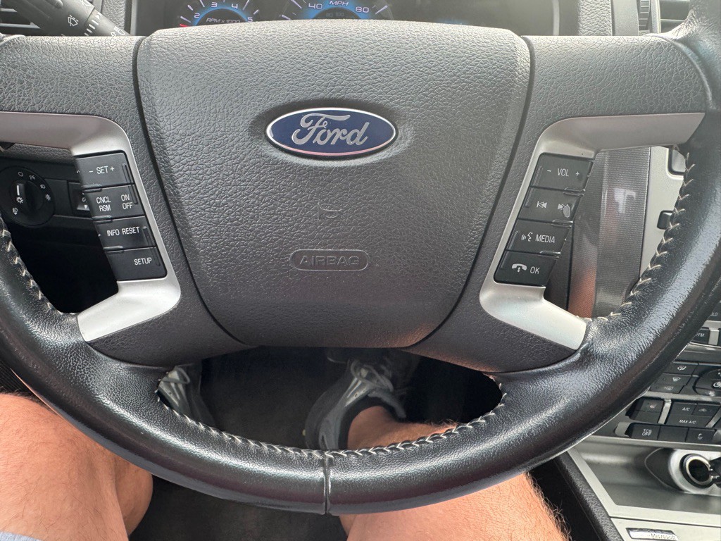 2011 Ford Fusion Image 14