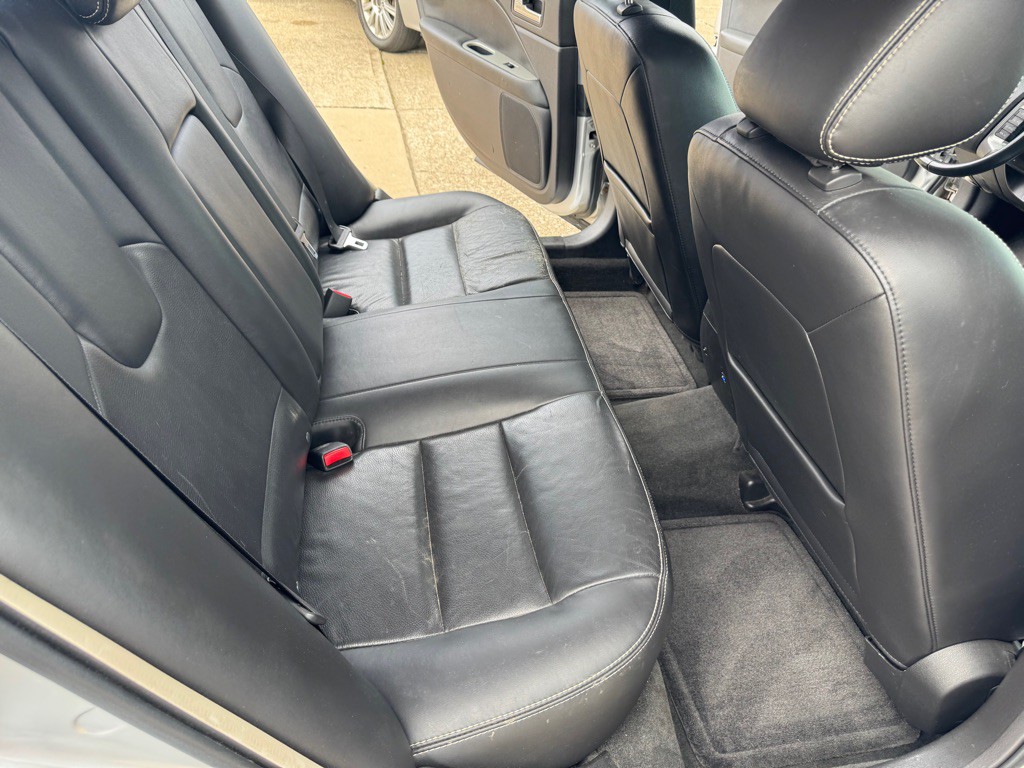 2011 Ford Fusion Image 22