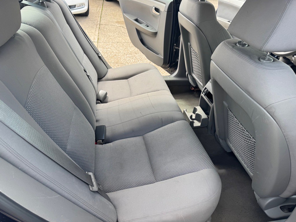 2011 Chevrolet Malibu Image 21