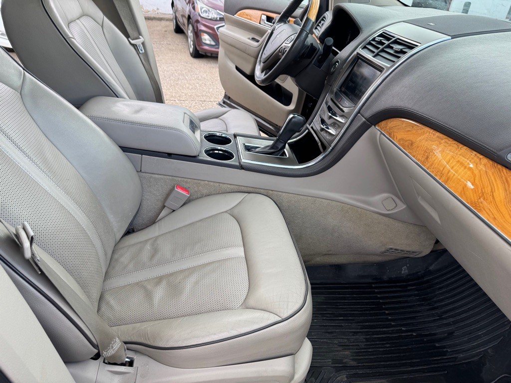 2014 Lincoln MKX Image 24