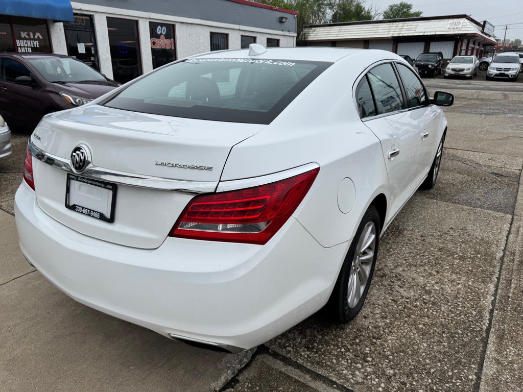 2016 Buick Lacrosse Image 8
