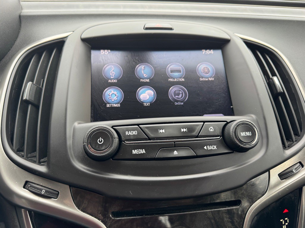 2016 Buick Lacrosse Image 14