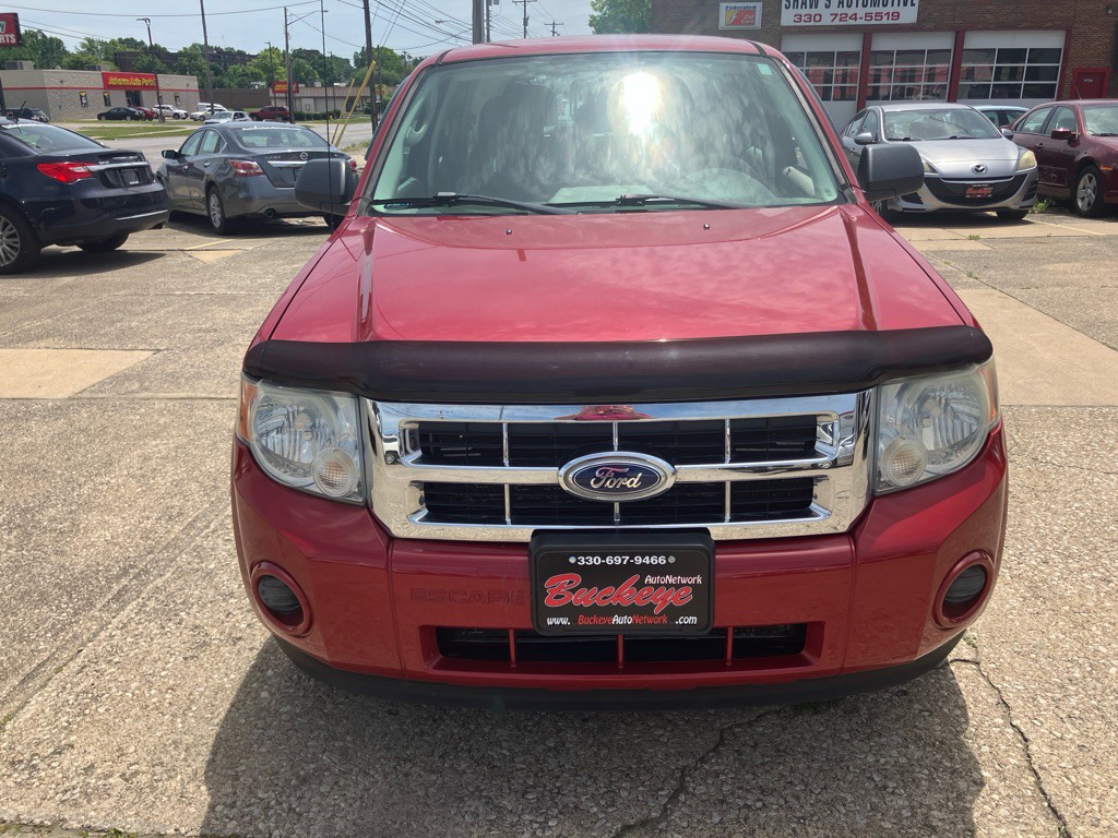2010 Ford Escape Image 2