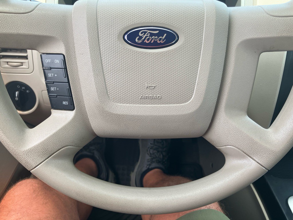 2010 Ford Escape Image 13