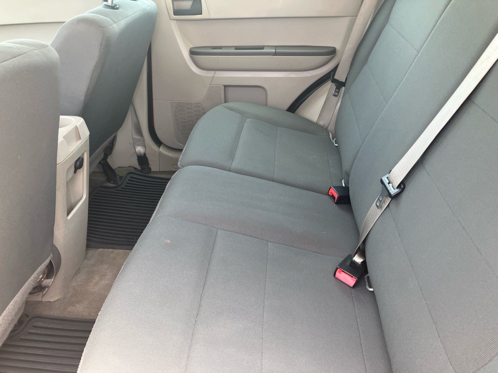 2010 Ford Escape Image 43