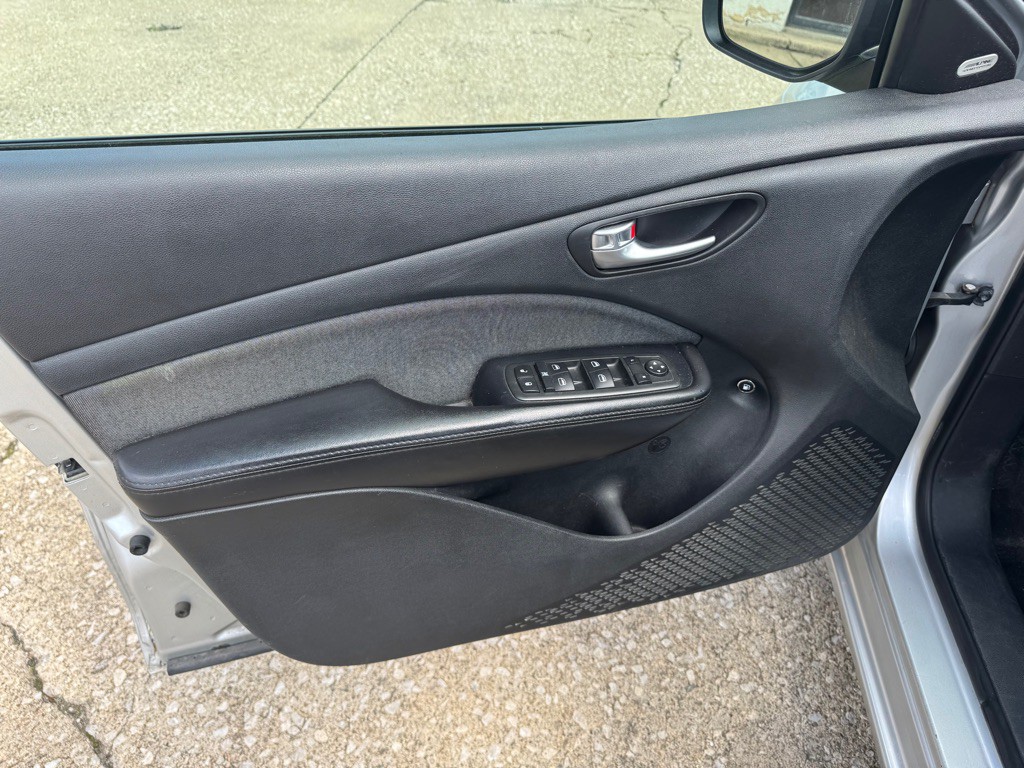 2013 Dodge Dart Image 16