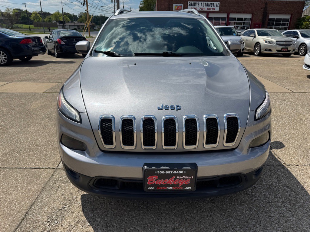 2016 Jeep Cherokee Image 2