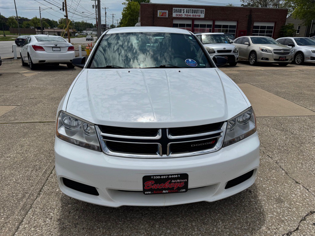 2013 Dodge Avenger Image 2