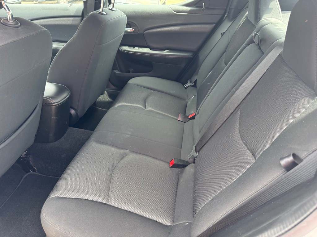2013 Dodge Avenger Image 19
