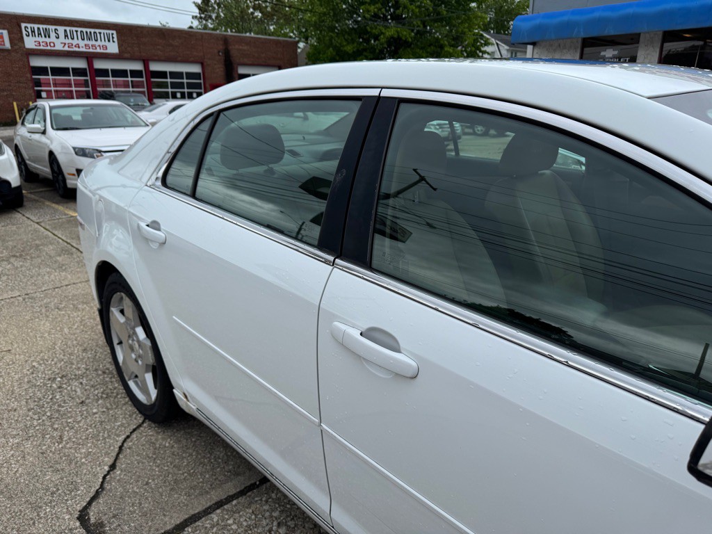 2009 Chevrolet Malibu Image 10
