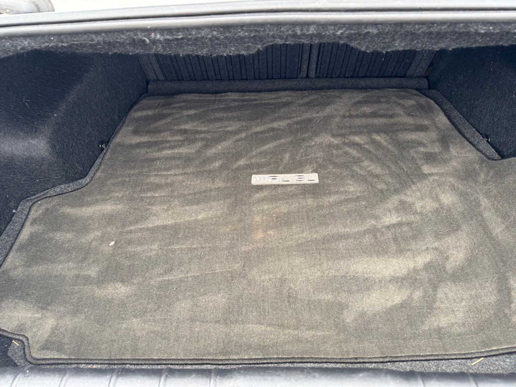 2009 Chevrolet Malibu Image 25