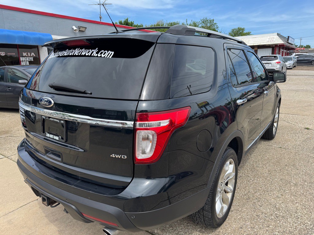 2014 Ford Explorer Image 8