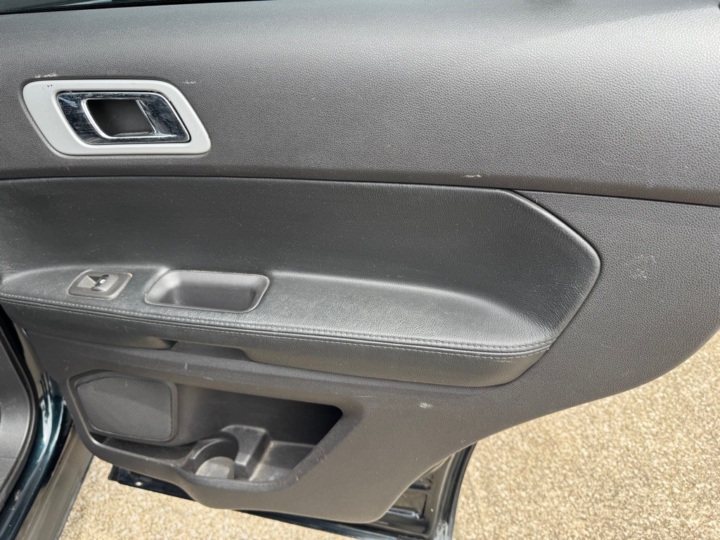 2014 Ford Explorer Image 22