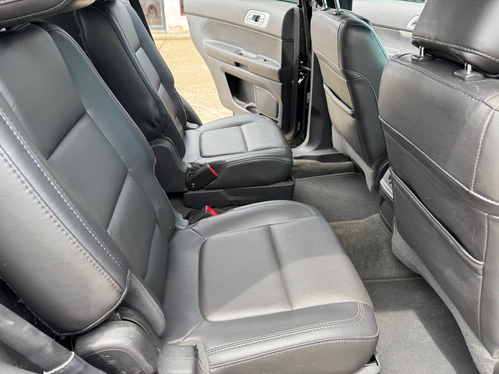 2014 Ford Explorer Image 23