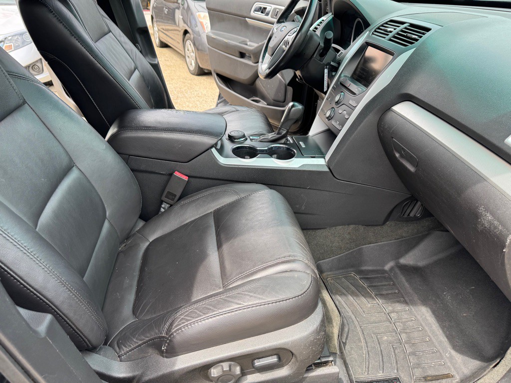 2014 Ford Explorer Image 26
