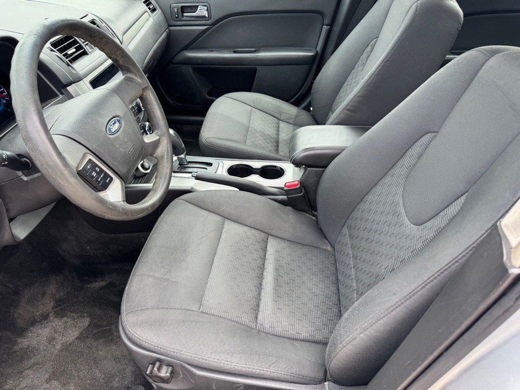 2012 Ford Fusion Image 18
