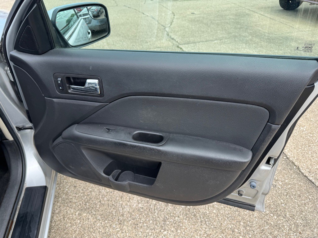 2012 Ford Fusion Image 23