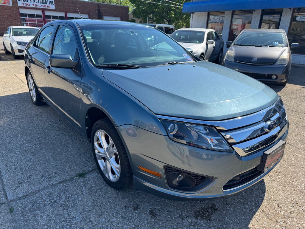 2012 Ford Fusion Image 1