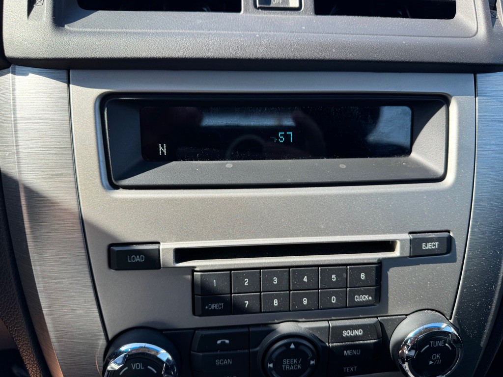 2012 Ford Fusion Image 17