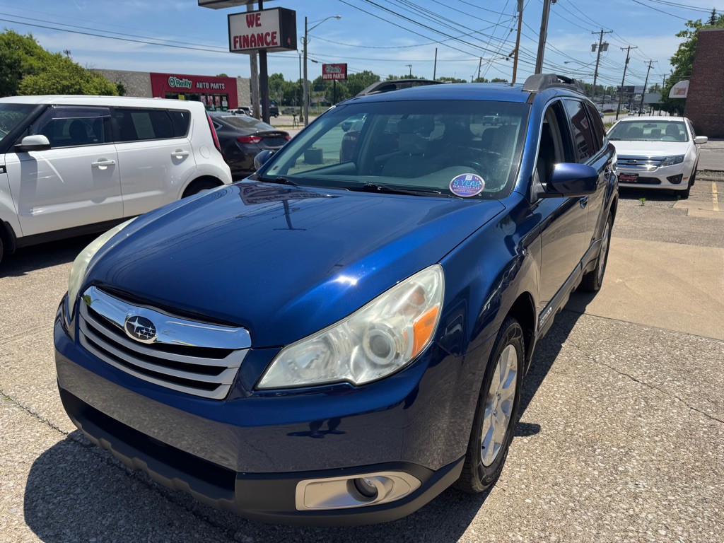 2011 Subaru Outback Image 3