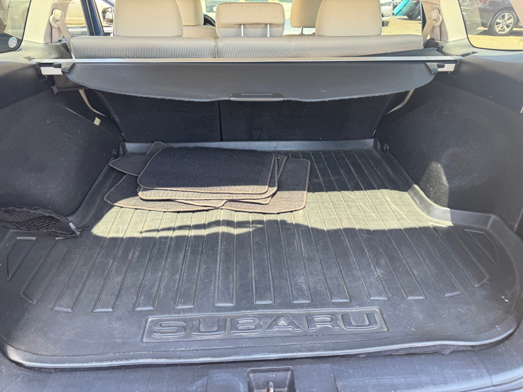 2011 Subaru Outback Image 25