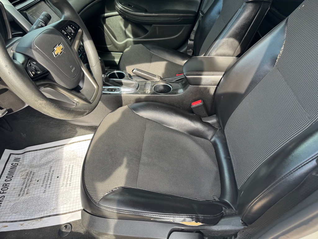 2016 Chevrolet Malibu Image 17