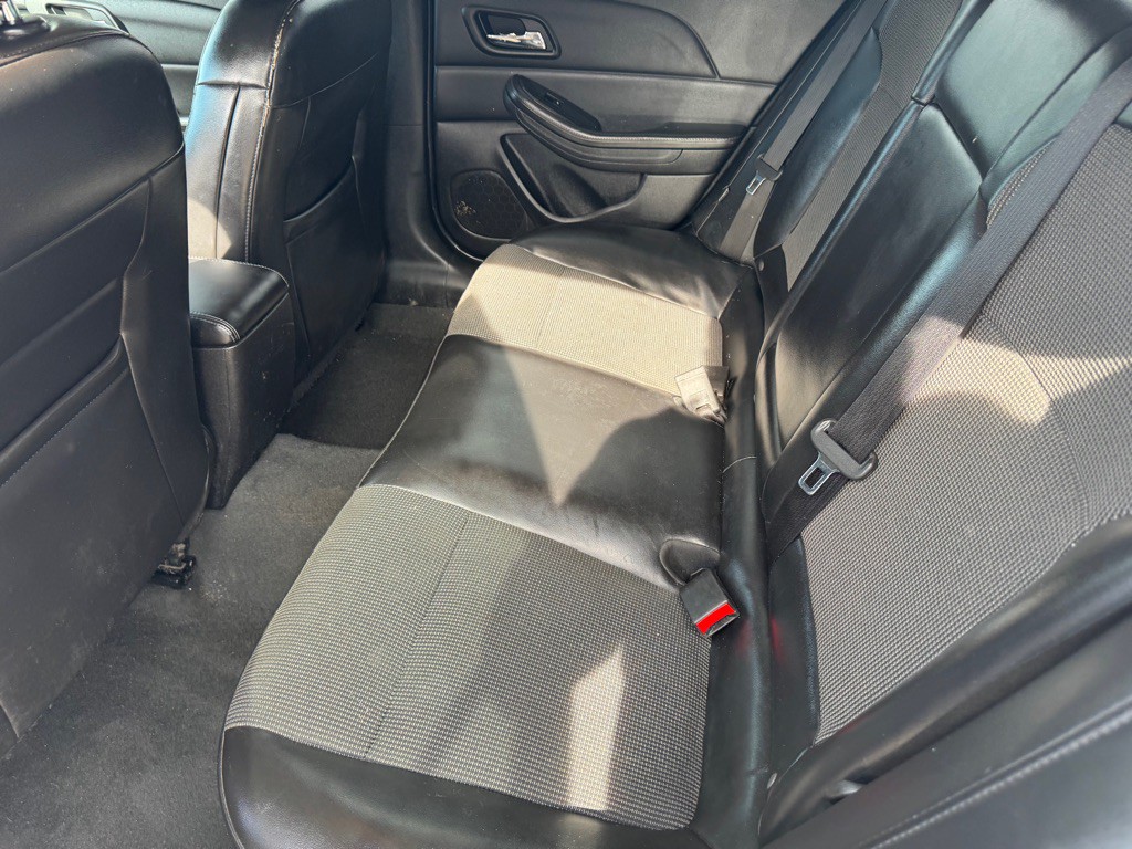 2016 Chevrolet Malibu Image 19