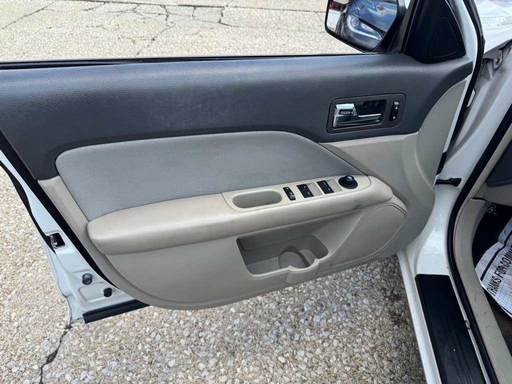 2012 Ford Fusion Image 17